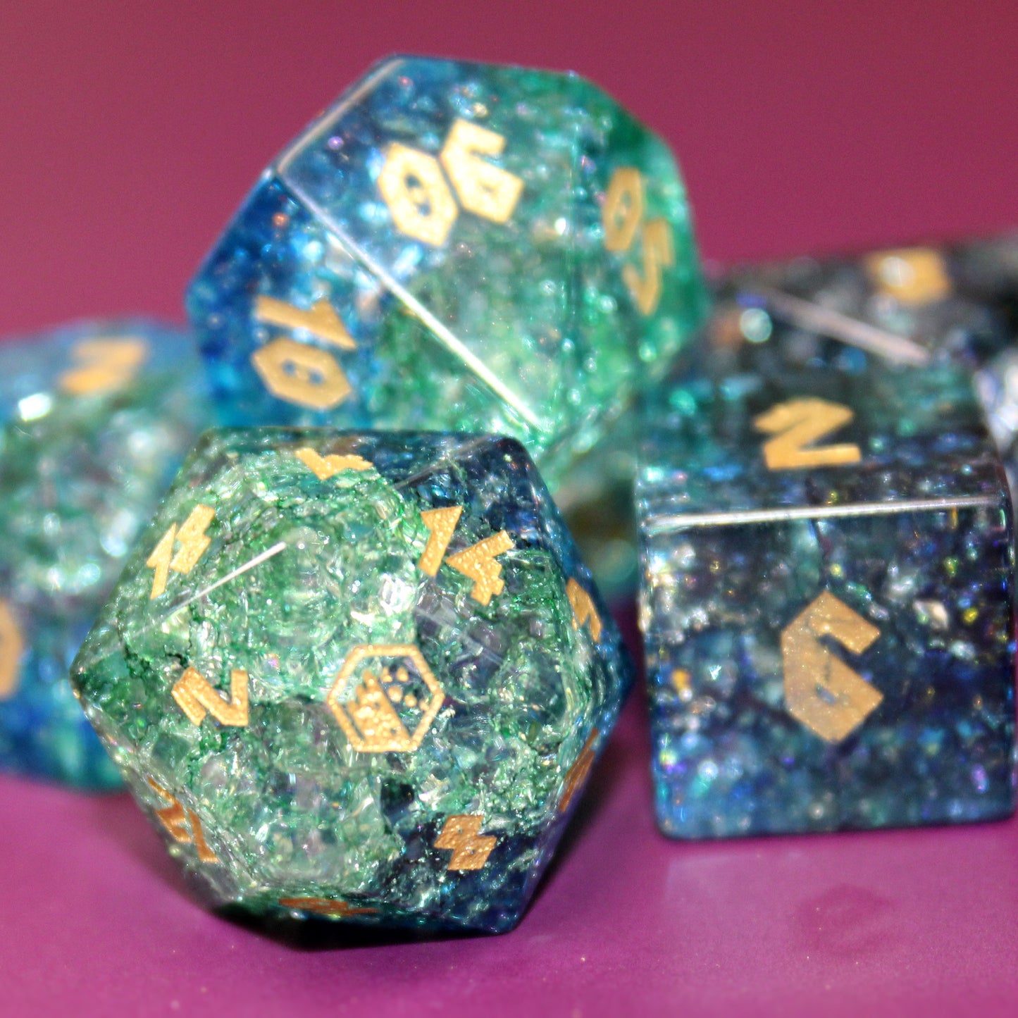 Close-up of the D20 die from the Arctic Wave Shattered Glass Dice Set, ideal for frost-wielding characters in Dungeons and Dragons.
