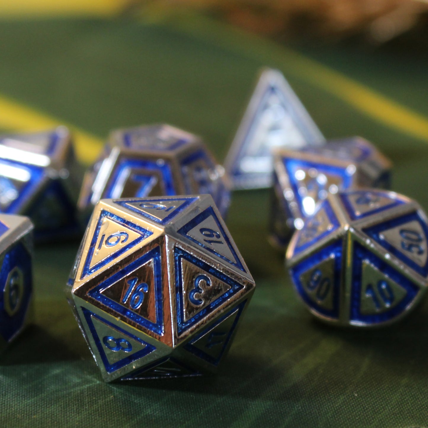 Metal BullsEye Blue & Silver Dice Set