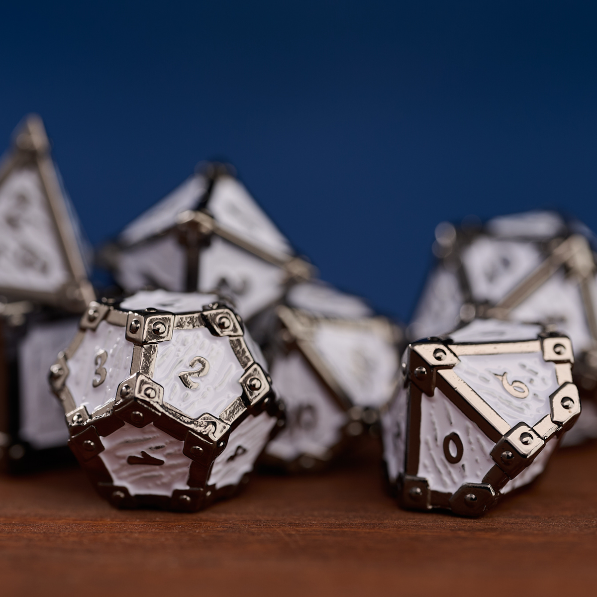 Trove Dice: Ivory Vault Metal Dice Set