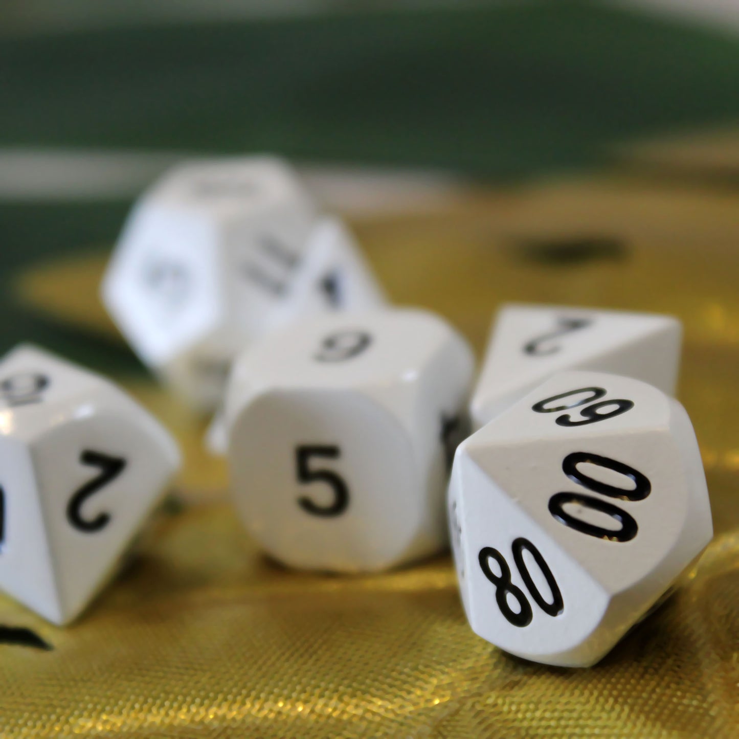 Metal Radiant White Dice Set