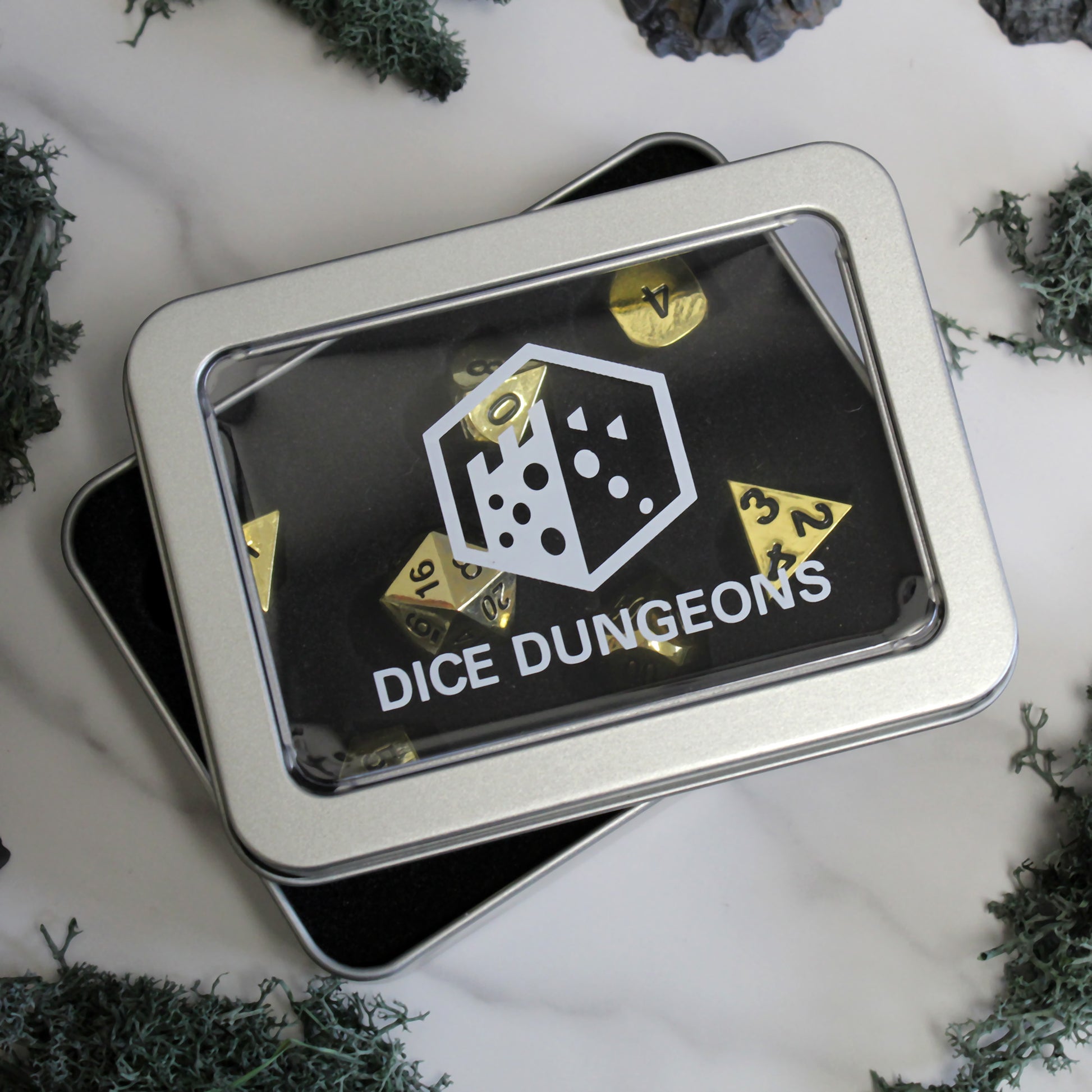 Dice set in included display box, perfect for gifting or storing your treasure-like RPG dice.