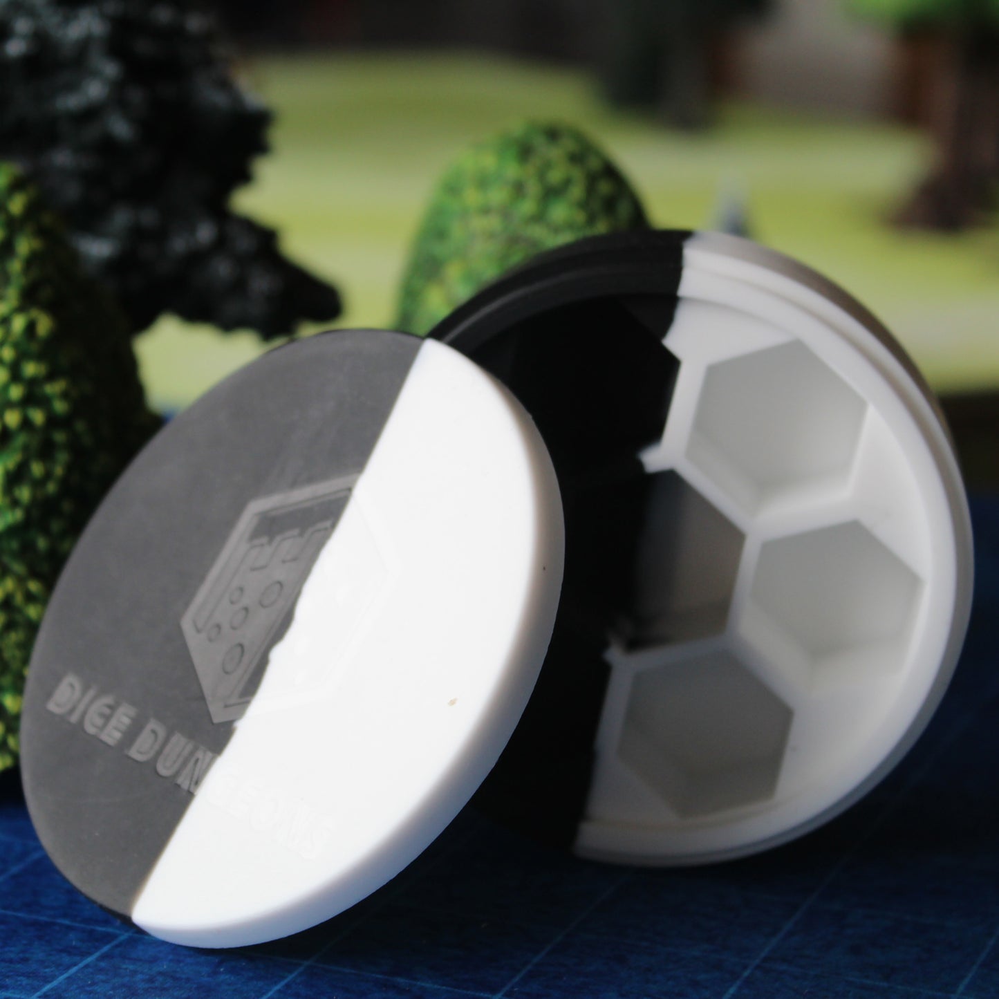 Silicone Round Dice Case