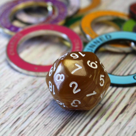 D30 Golden Pearl Polymer Dice